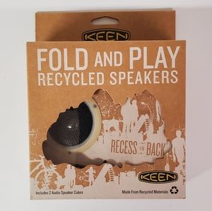 Keen Fold and Play Speakers